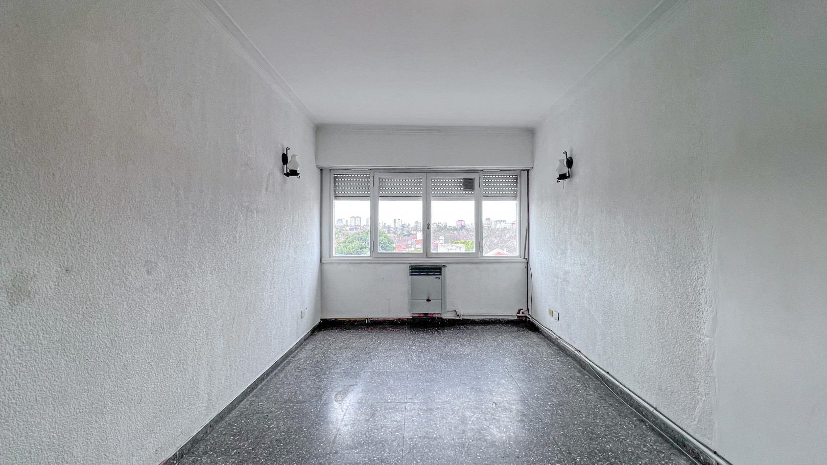 SE VENDE DEPARTAMENTO 2 AMBIENTES EN EXCELENTE UBICACION ZONA GUEMES
