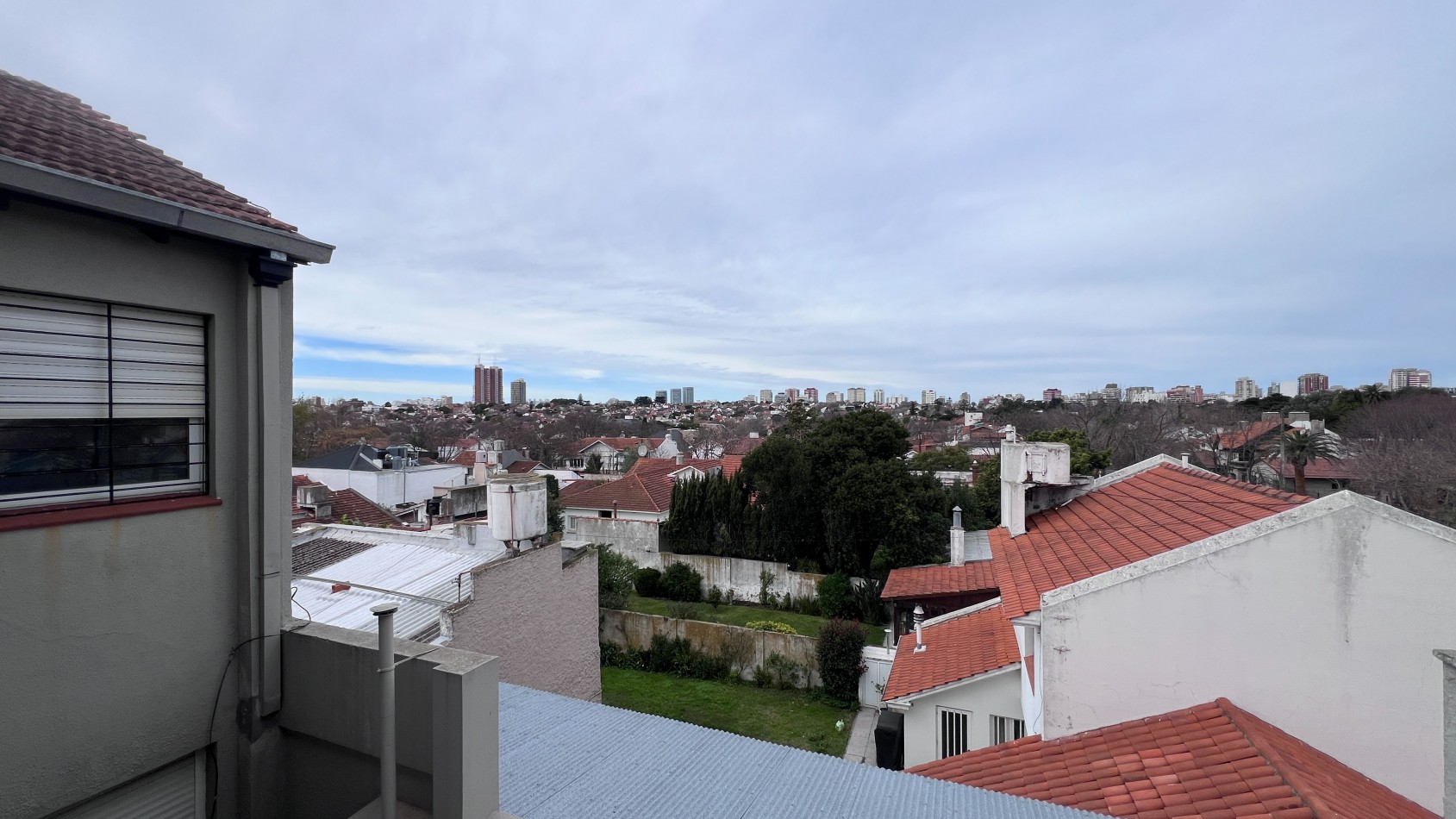 SE VENDE DEPARTAMENTO 2 AMBIENTES EN EXCELENTE UBICACION ZONA GUEMES