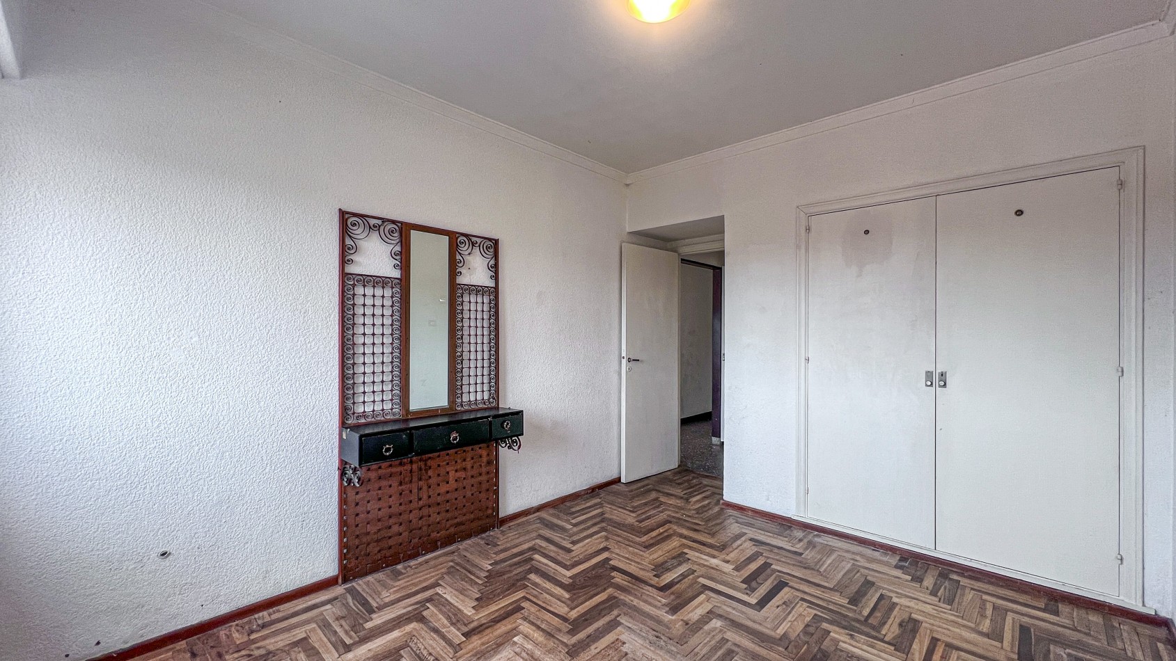 SE VENDE DEPARTAMENTO 2 AMBIENTES EN EXCELENTE UBICACION ZONA GUEMES