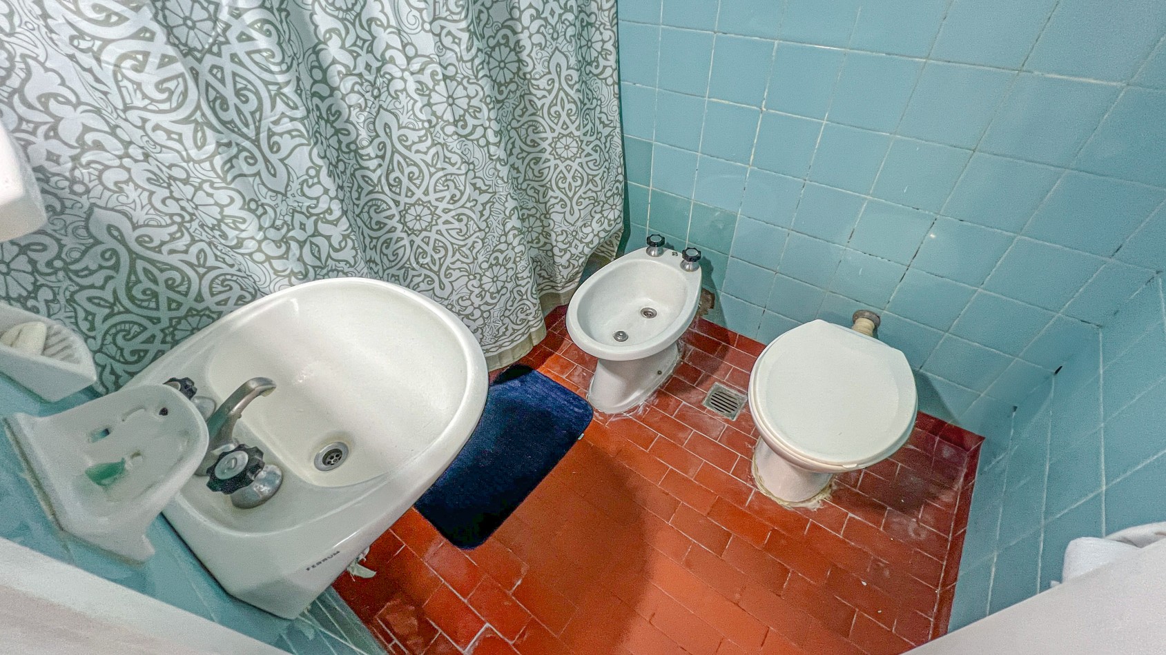 SE VENDE DEPARTAMENTO MONOAMBIENTE ZONA PLAZA COLON