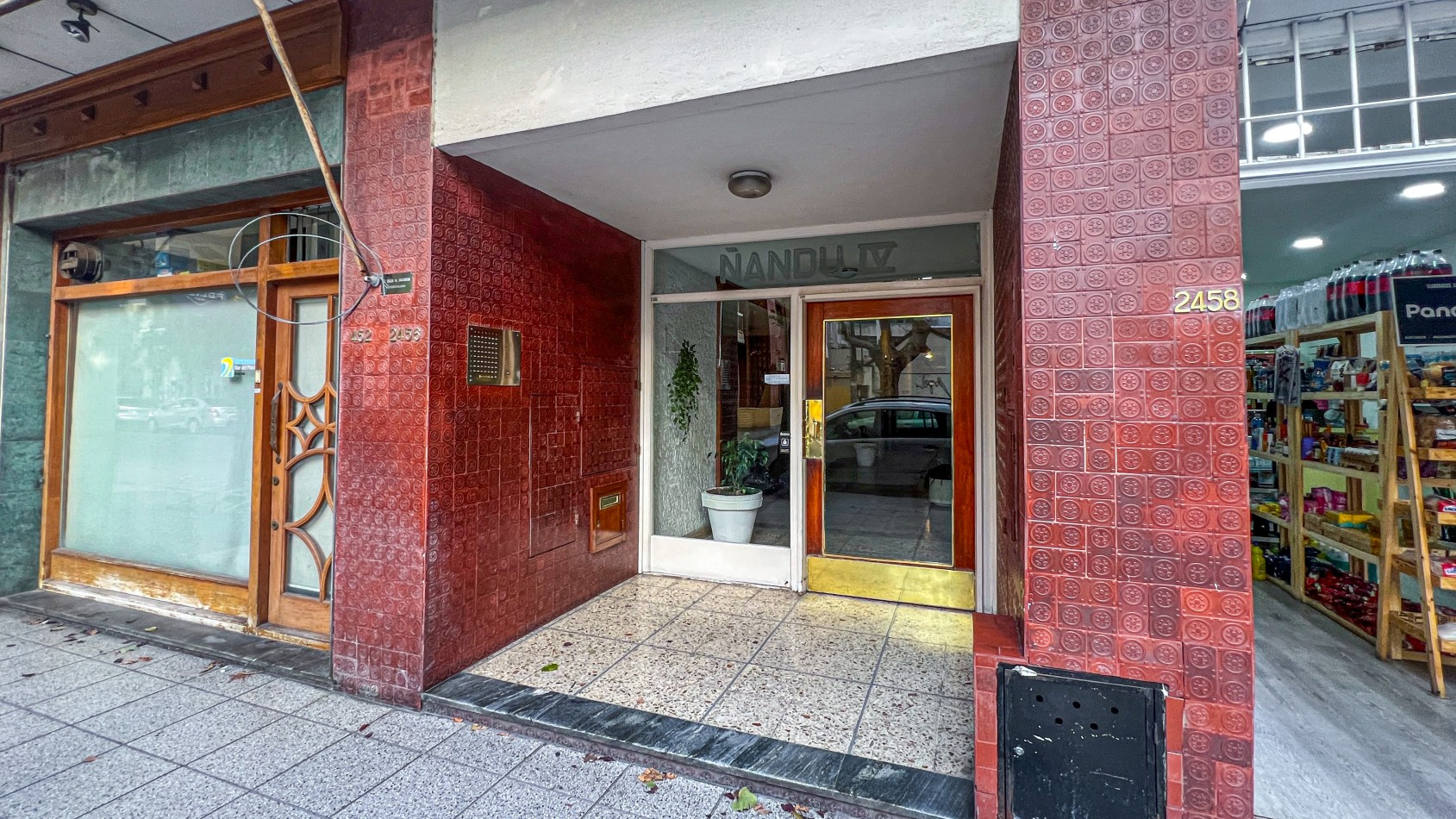 SE VENDE DEPARTAMENTO MONOAMBIENTE ZONA PLAZA COLON