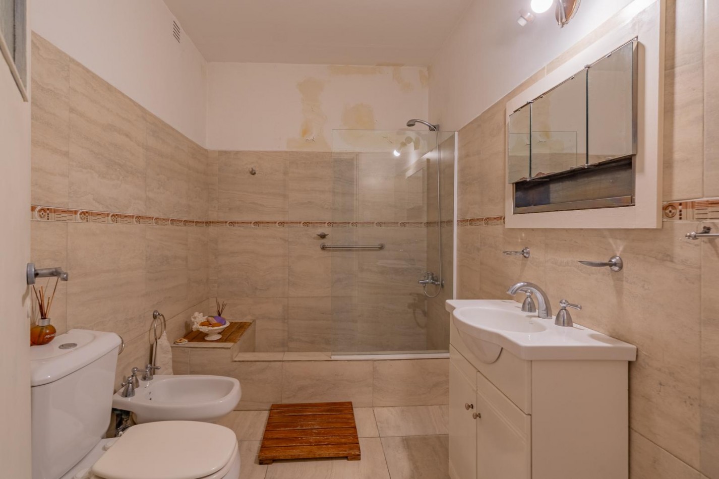 SE VENDE CHALET EN PH 4 AMB. ZONA ALDREY. MAR DEL PLATA