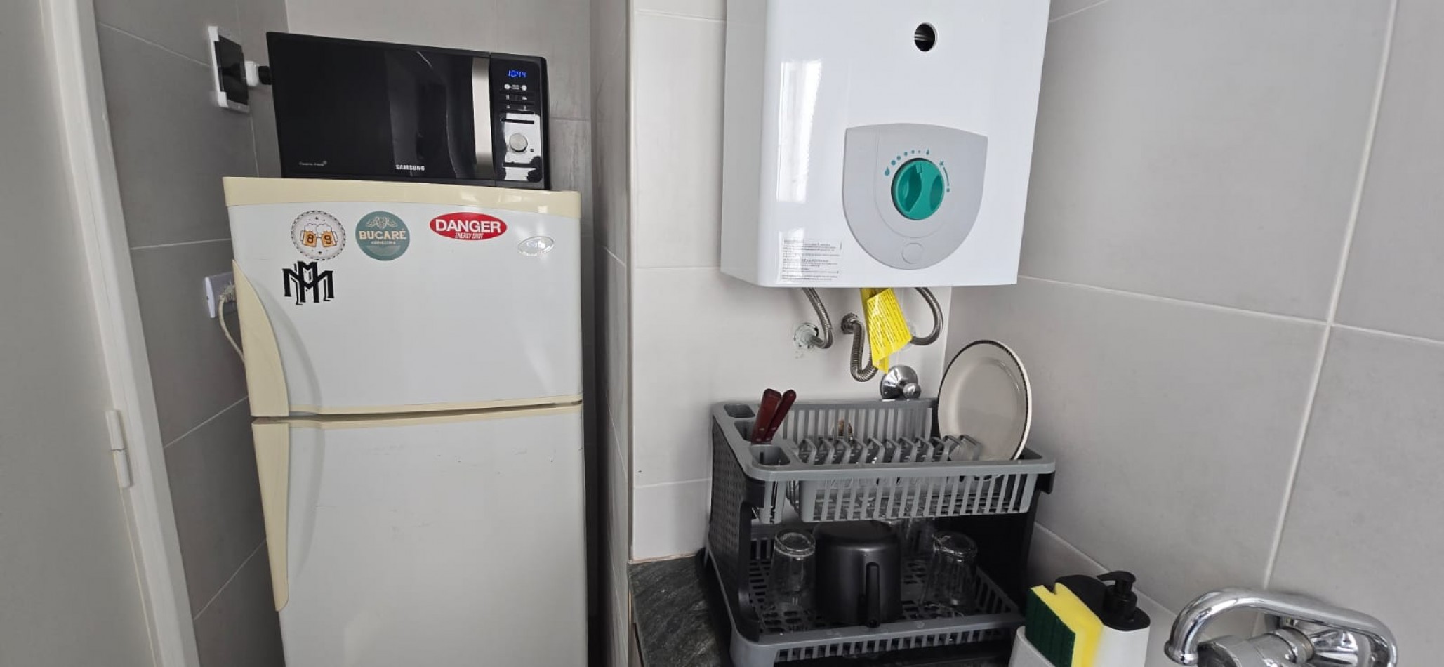 SE VENDE MONOAMBIENTE RECICLADO. ZONA ALDREY - GUEMES. MAR DEL PLATA 