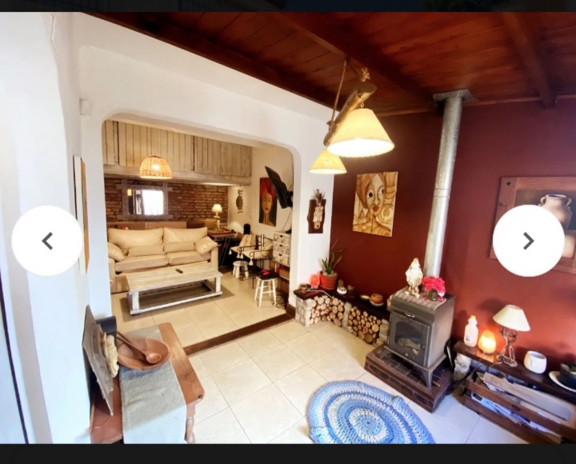 SE VENDE CASA EN PH DE 4 AMBIENTES ZONA CONSTITUCION 