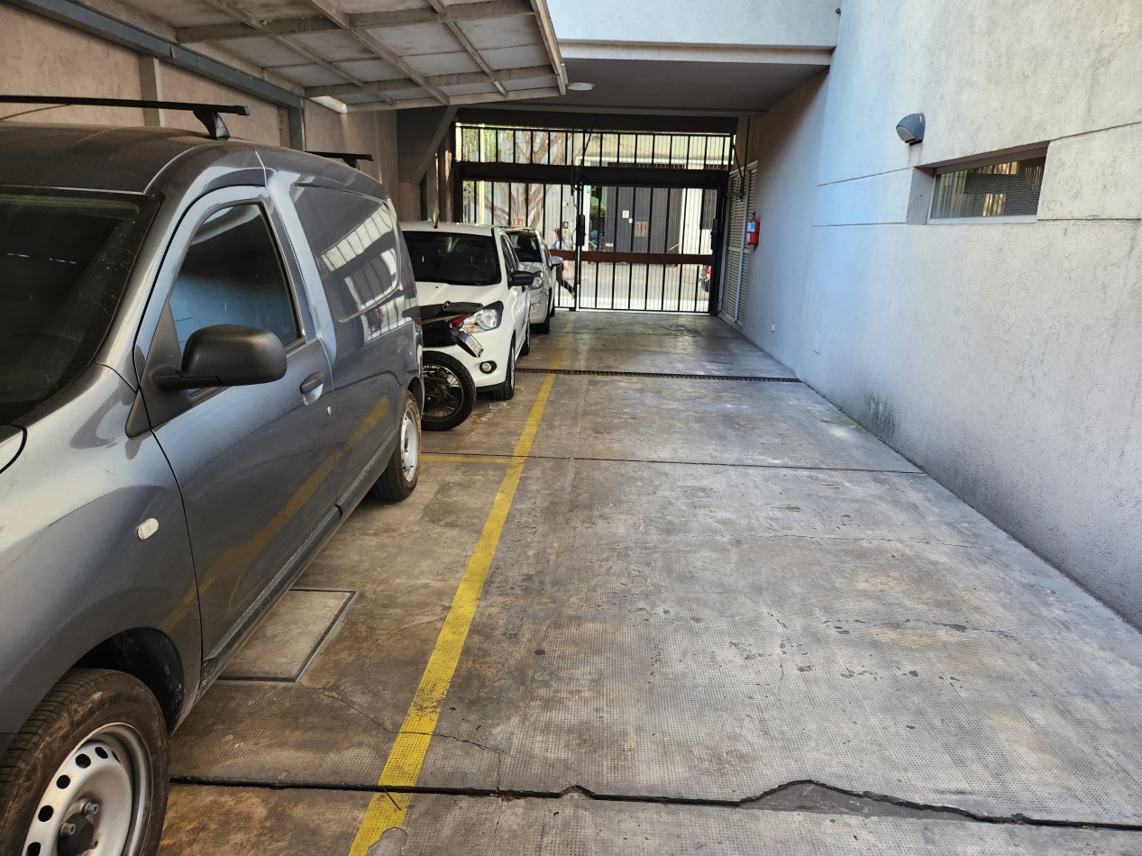 SE VENDE DEPARTAMENTO 2 AMBIENTES AMOBLADO Y EQUIPADO CON COCHERA PREMIUM EN VILLA DEL PARQUE. AMENITIES. CABA 