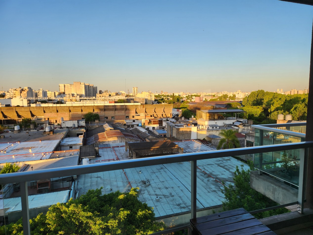 SE VENDE DEPARTAMENTO 2 AMBIENTES AMOBLADO Y EQUIPADO CON COCHERA PREMIUM EN VILLA DEL PARQUE. AMENITIES. CABA 