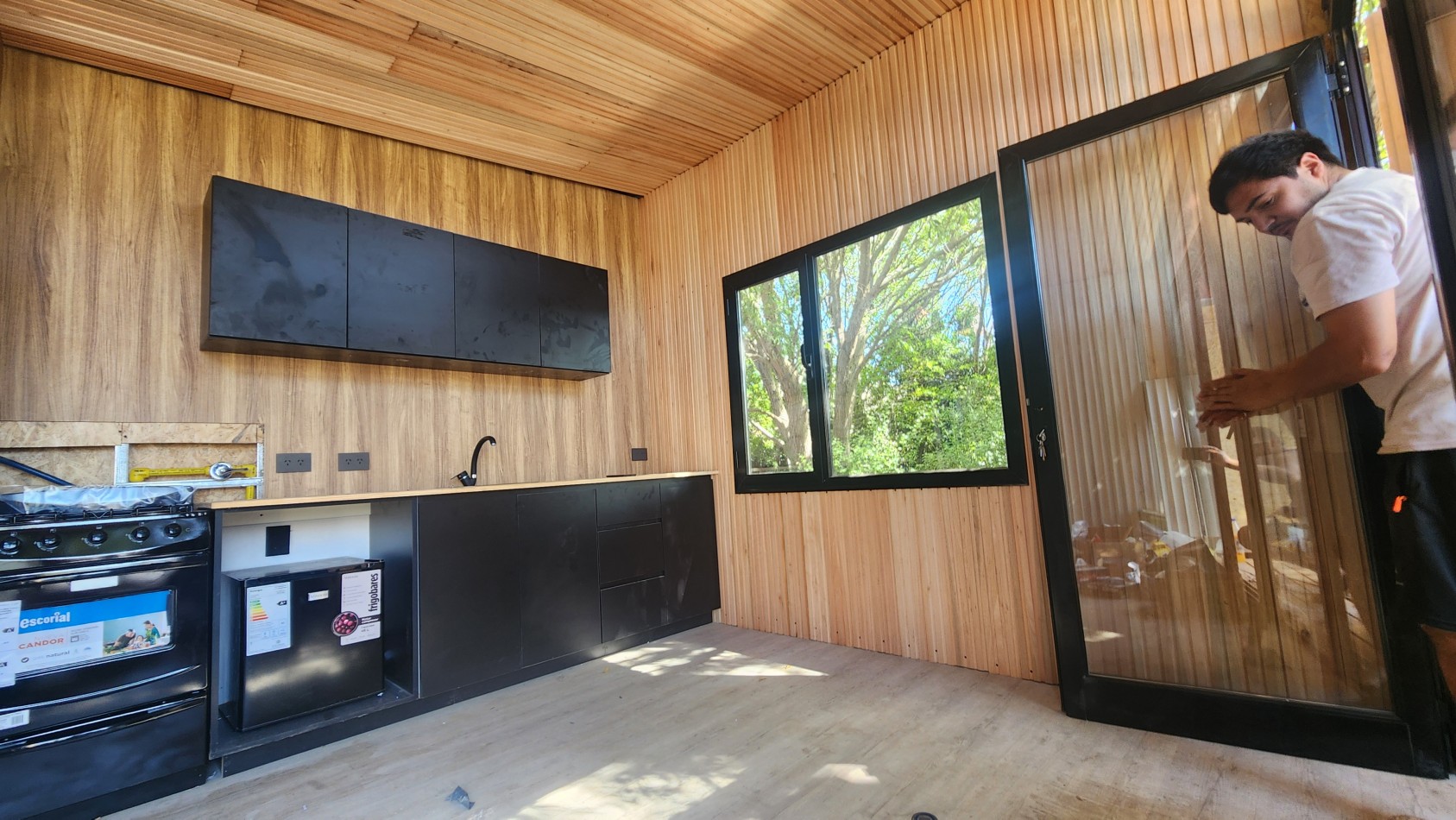 SE VENDE FINANCIADA CASA MODULAR A ESTRENAR. A 100 MTS DE LA PLAYA! CON GAS NATURAL! LOTE 341 M2. SAN PATRICIO. LOS ACANTILADOS. MAR DEL PLATA