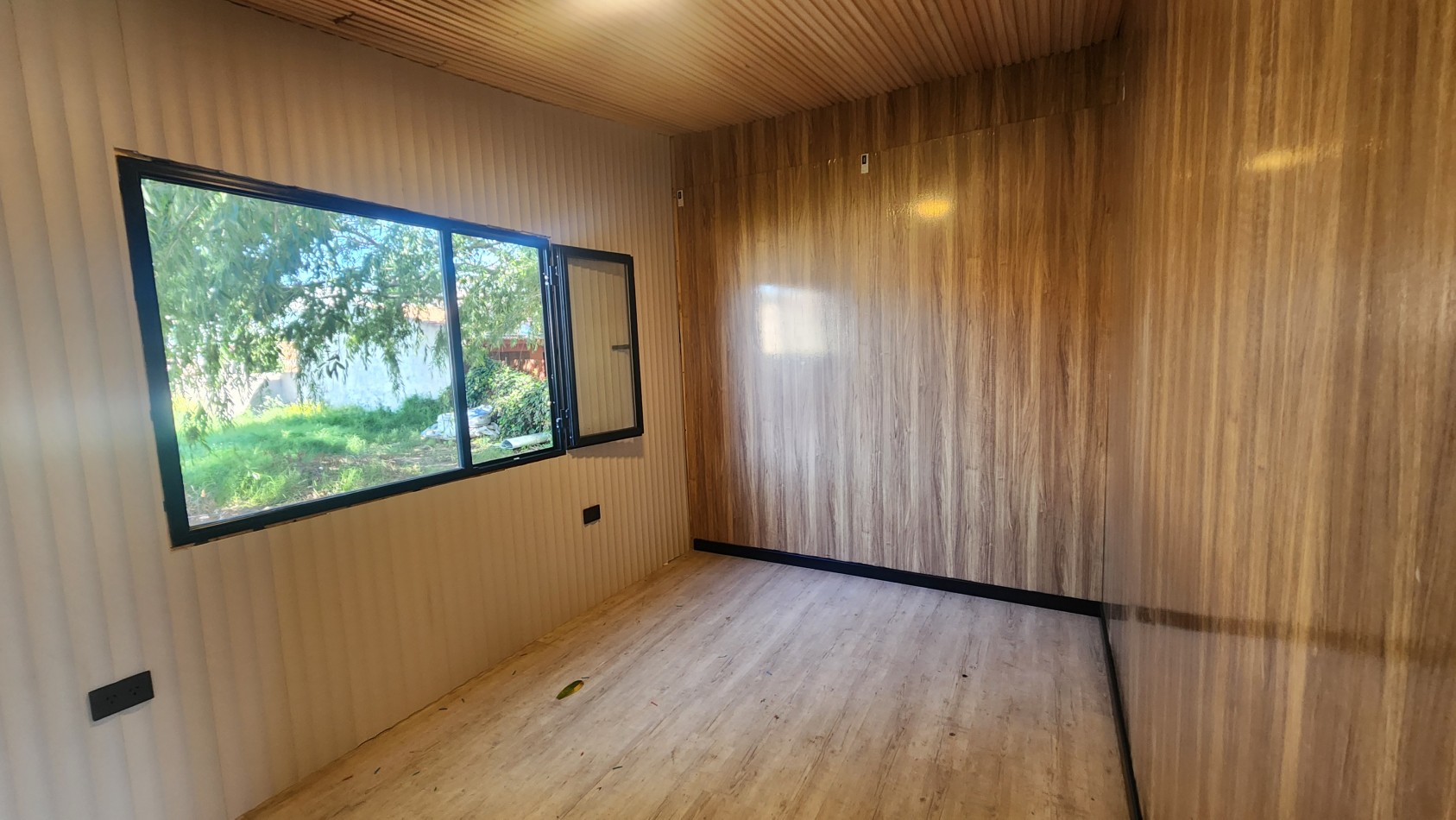 SE VENDE FINANCIADA CASA MODULAR A ESTRENAR. A 100 MTS DE LA PLAYA! CON GAS NATURAL! LOTE 341 M2. SAN PATRICIO. LOS ACANTILADOS. MAR DEL PLATA