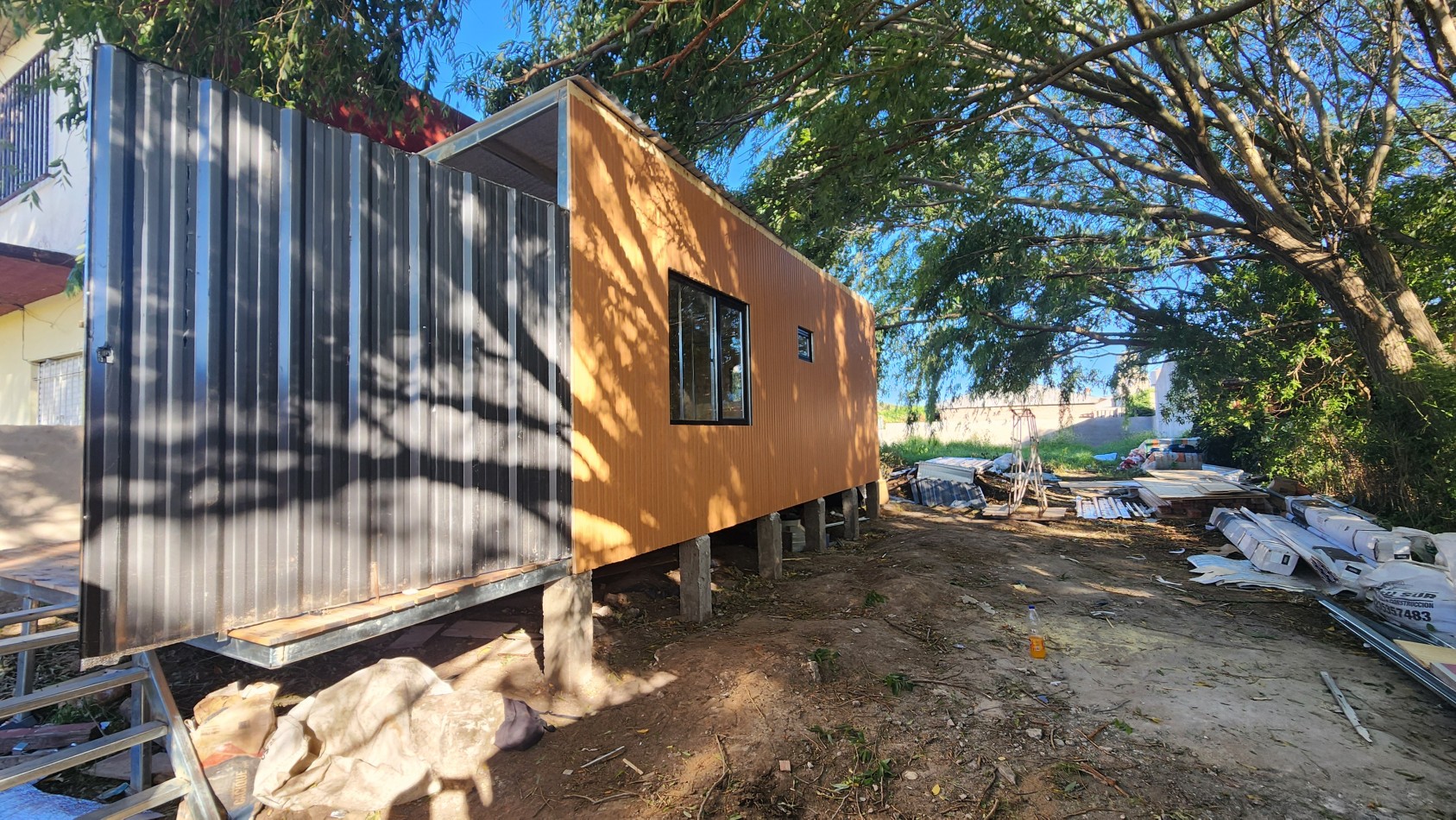 SE VENDE FINANCIADA CASA MODULAR A ESTRENAR. A 100 MTS DE LA PLAYA! CON GAS NATURAL! LOTE 341 M2. SAN PATRICIO. LOS ACANTILADOS. MAR DEL PLATA