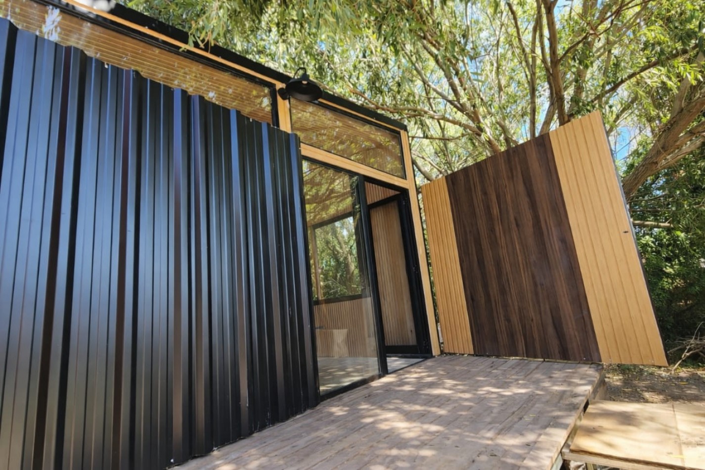 SE VENDE FINANCIADA CASA MODULAR A ESTRENAR. A 100 MTS DE LA PLAYA! CON GAS NATURAL! LOTE 341 M2. SAN PATRICIO. LOS ACANTILADOS. MAR DEL PLATA