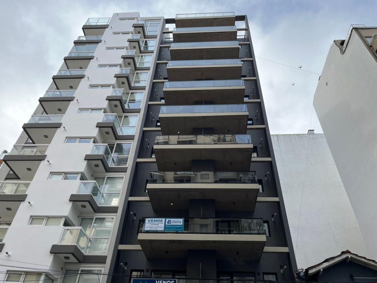 SE VENDE DEPARTAMENTO 2 AMBIENTES ZONA GUEMES CON COCHERA