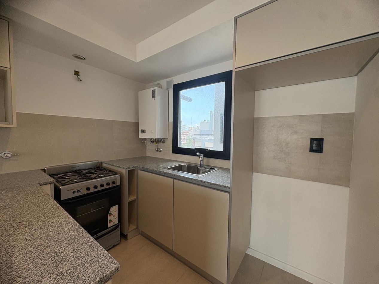SE VENDE DEPARTAMENTO EN DUPLEX 3 AMBIENTES A ESTRENAR ZONA ALDRE/ GUEMES CON PARRILLA Y AMENITIES 