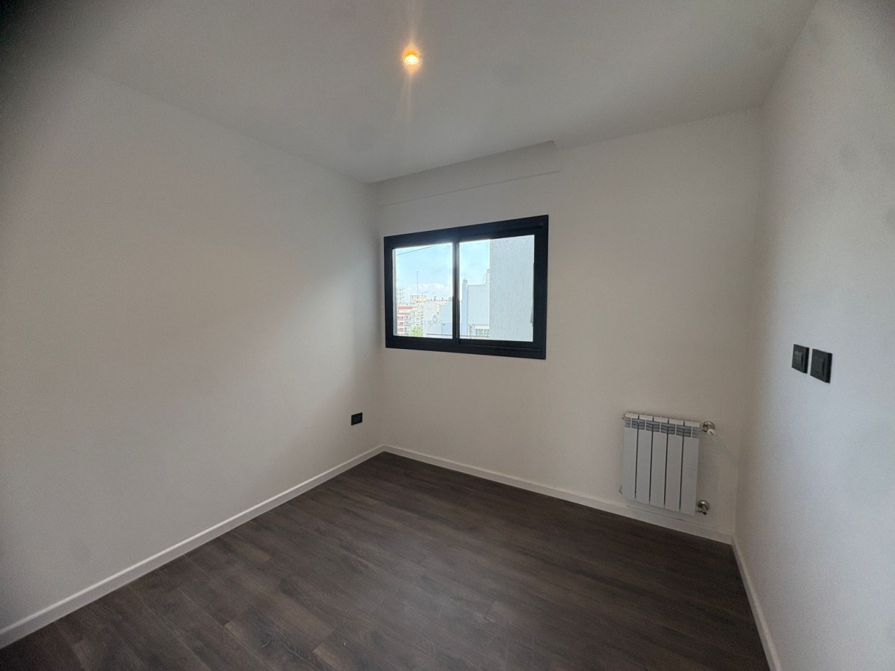 SE VENDE DEPARTAMENTO EN DUPLEX 3 AMBIENTES A ESTRENAR ZONA ALDRE/ GUEMES CON PARRILLA Y AMENITIES 
