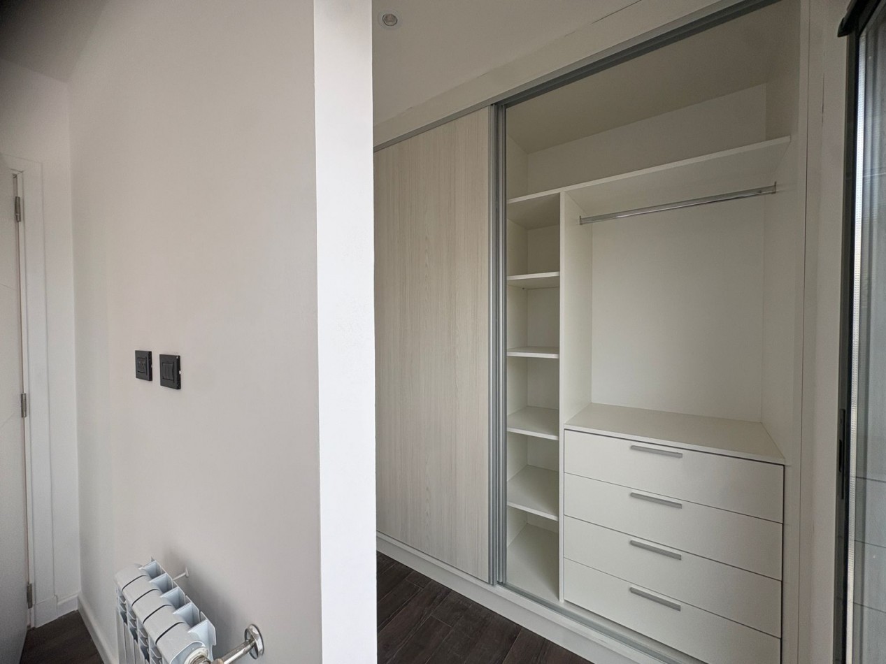 SE VENDE DEPARTAMENTO EN DUPLEX 3 AMBIENTES A ESTRENAR ZONA ALDRE/ GUEMES CON PARRILLA Y AMENITIES 