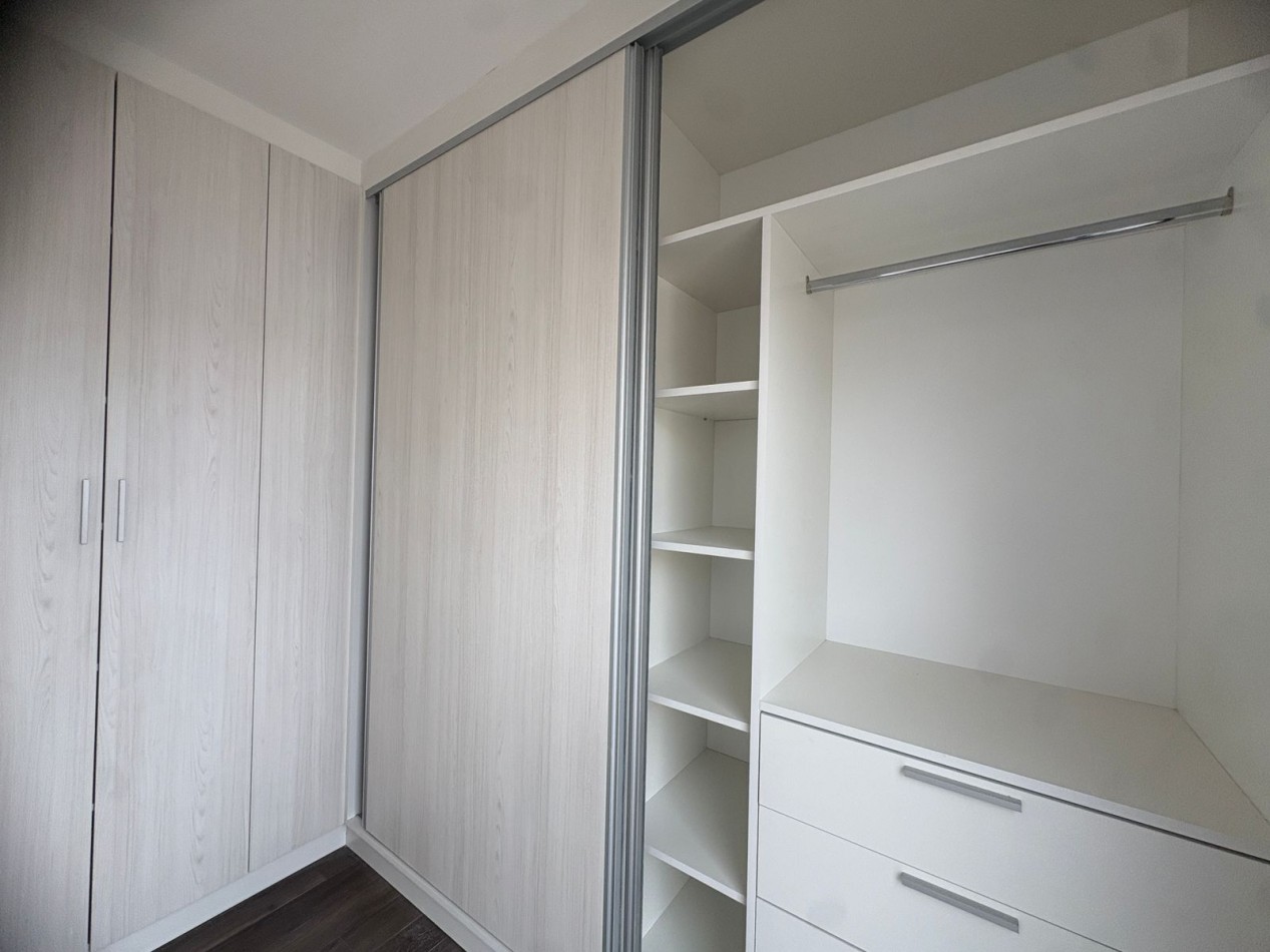 SE VENDE DEPARTAMENTO EN DUPLEX 3 AMBIENTES A ESTRENAR ZONA ALDRE/ GUEMES CON PARRILLA Y AMENITIES 