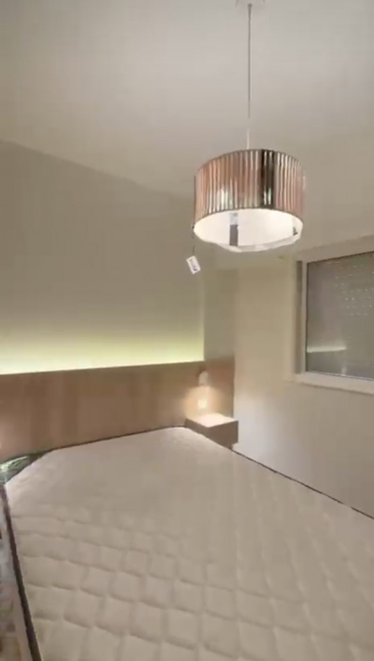 SE VENDE DEPARTAMENTO 2 AMBIENTES CON COCHERA, RECICLADO A ESTRENAR ZONA ALDREY/ GUEMES 