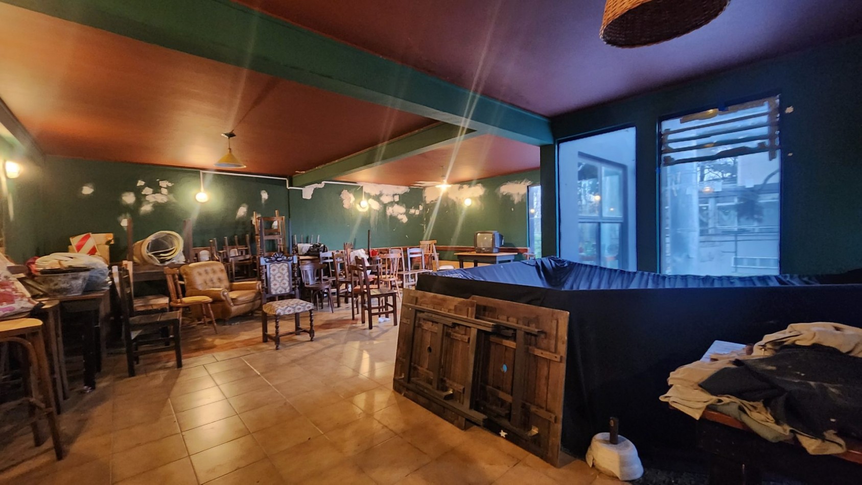 SE VENDE FONDO DE COMERCIO GASTRONOMICO. ZONA COMPLEJO UNIVERSITARIO MAR DEL PLATA.