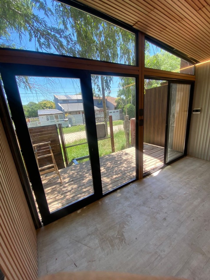 SE VENDE FINANCIADA CASA MODULAR A ESTRENAR. A 100 MTS DE LA PLAYA! CON GAS NATURAL! LOTE 341 M2. SAN PATRICIO. LOS ACANTILADOS. MAR DEL PLATA