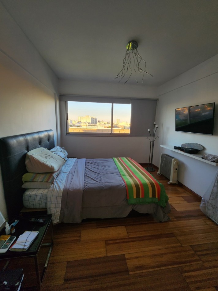 SE VENDE DEPARTAMENTO 2 AMBIENTES AMOBLADO Y EQUIPADO CON COCHERA PREMIUM EN VILLA DEL PARQUE. AMENITIES. CABA 