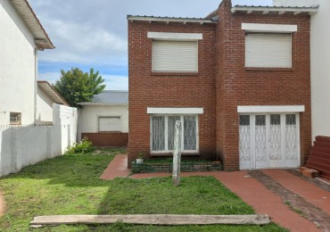 SE VENDE CASA A REMODELAR CON GRAN TERRENO EN LO MEJOR DE GUEMES. MAR DEL PLATA 