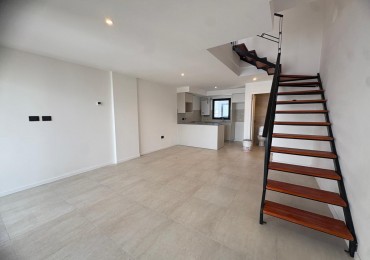 SE VENDE DEPARTAMENTO EN DUPLEX 3 AMBIENTES A ESTRENAR ZONA ALDRE/ GUEMES CON PARRILLA Y AMENITIES 
